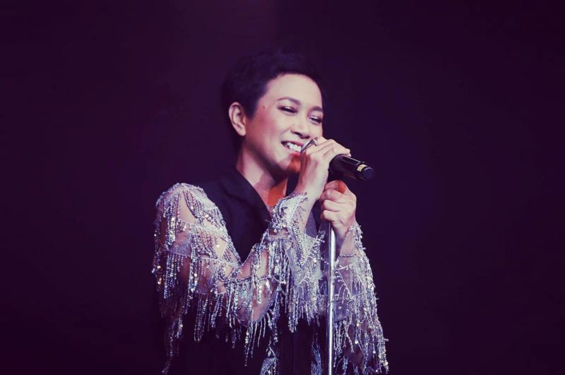 แอม เสาวลักษณ์ แอม เสาวลักษณ์