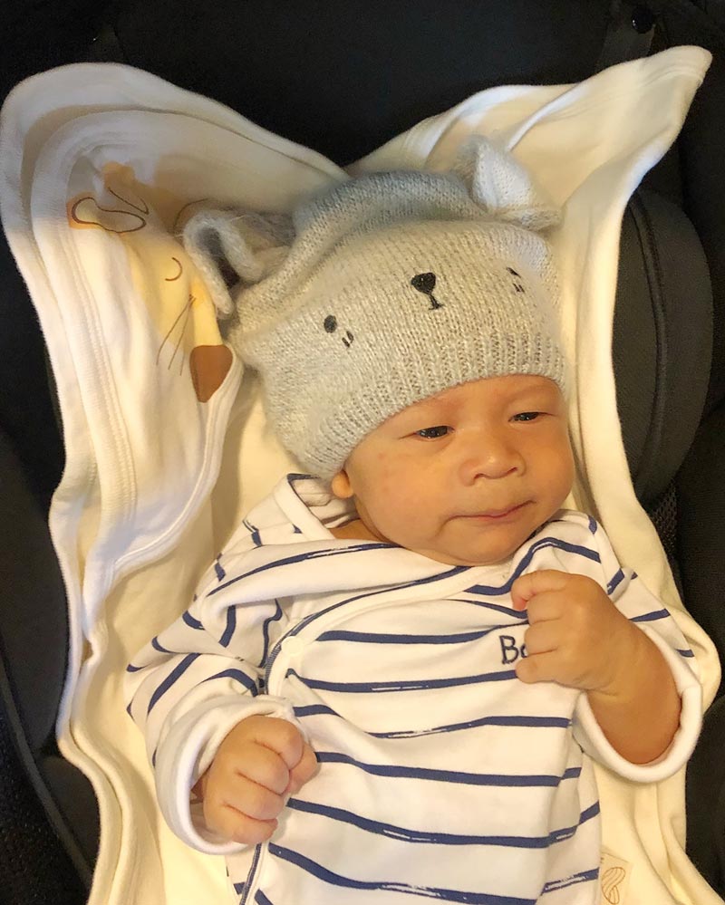 น้องโพธิ์ ลูกชาคริต น้องโพธิ์ ลูกชาคริต