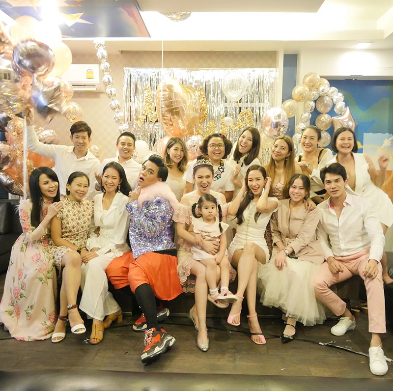 เมย์ เฟื่องอารมย์ เมย์ เฟื่องอารมย์