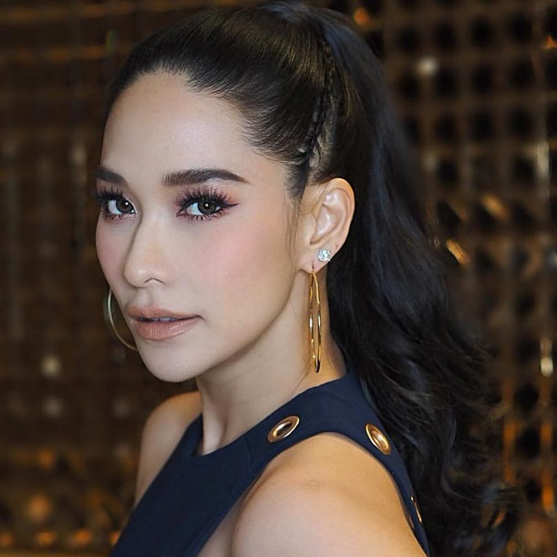 พลอย เฌอมาลย์ พลอย เฌอมาลย์