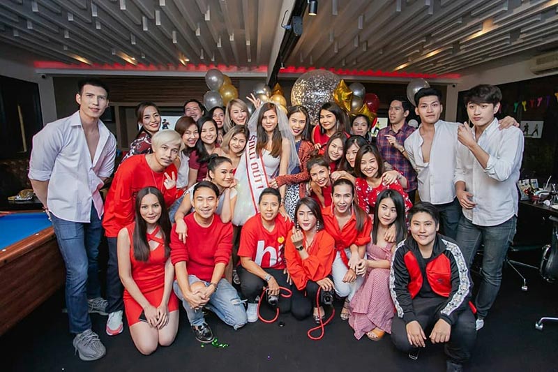 อุ้ม ลักขณา อุ้ม ลักขณา