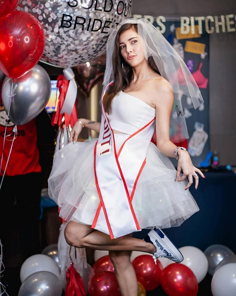 อุ้ม ลักขณา อุ้ม ลักขณา