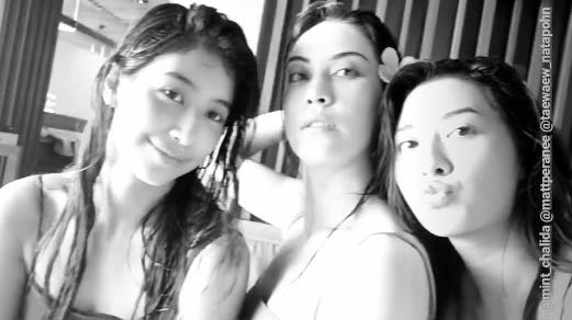 ดาราชุดว่ายน้ำ ดาราชุดว่ายน้ำ