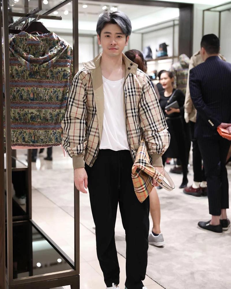 ก้อง ไฮฟ์ซาลอน ก้อง ไฮฟ์ซาลอน