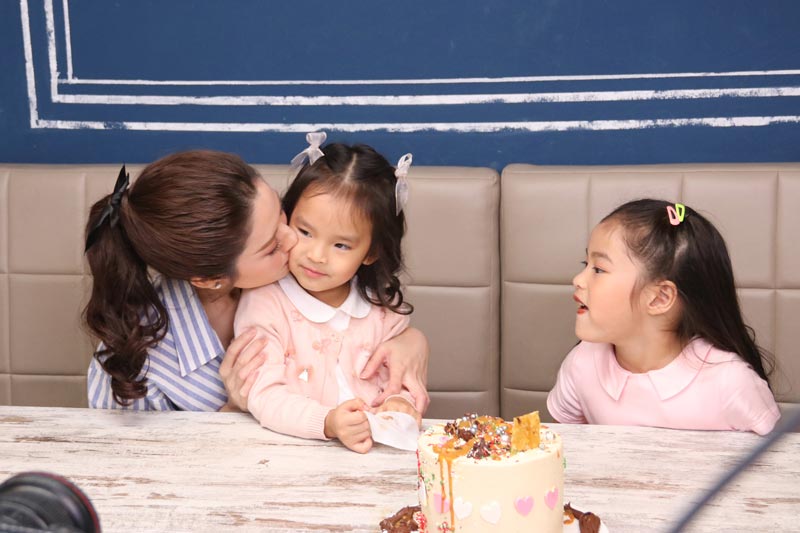 แอฟ น้องปีใหม่ แอฟ น้องปีใหม่