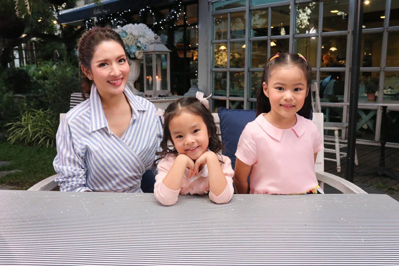 แอฟ น้องปีใหม่ แอฟ น้องปีใหม่