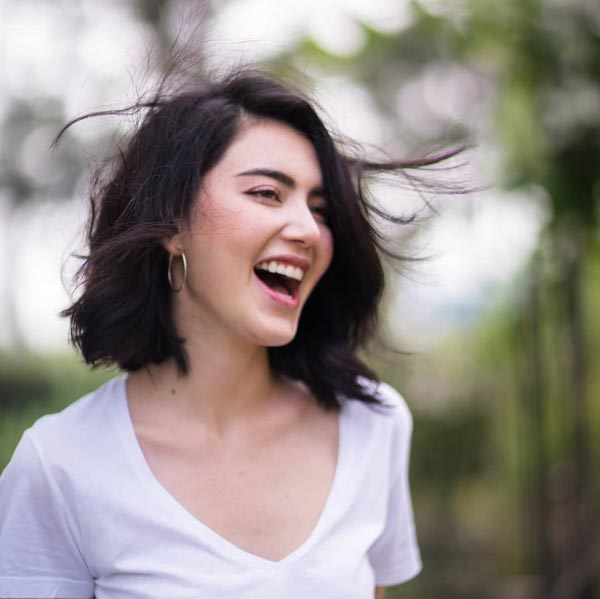 ใหม่ ดาวิกา ใหม่ ดาวิกา