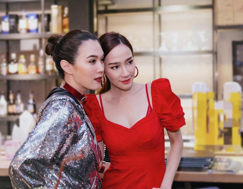 เมย์ เฟื่องอารมย์ เมย์ เฟื่องอารมย์