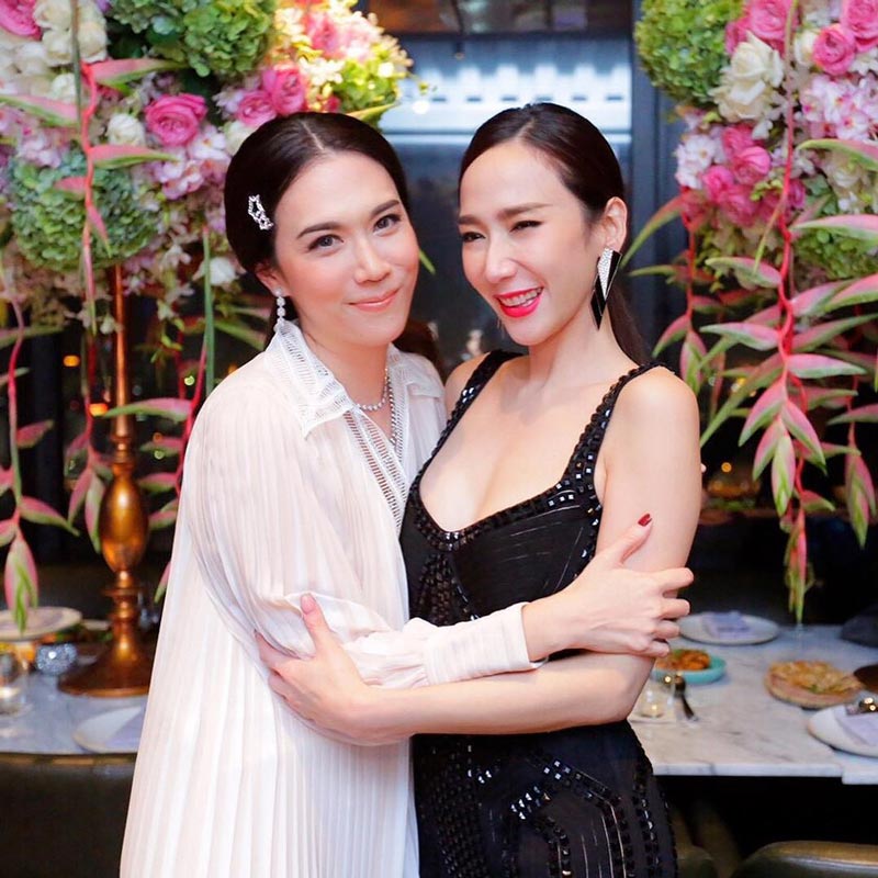 เมย์ เฟื่องอารมย์ เมย์ เฟื่องอารมย์