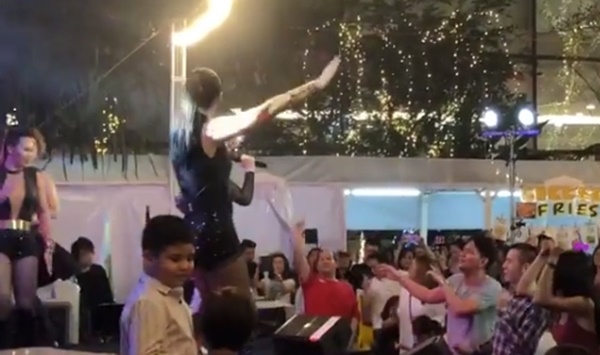 คริสติน่า อากีล่าร์ คริสติน่า อากีล่าร์