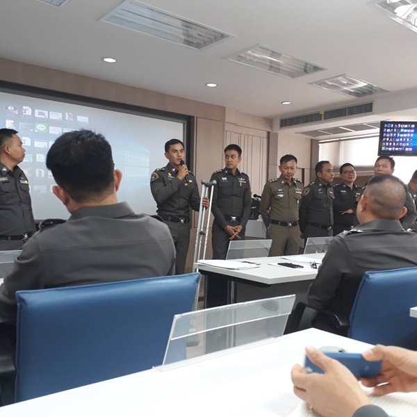 สงกรานต์ เตชะณรงค์ สงกรานต์ เตชะณรงค์