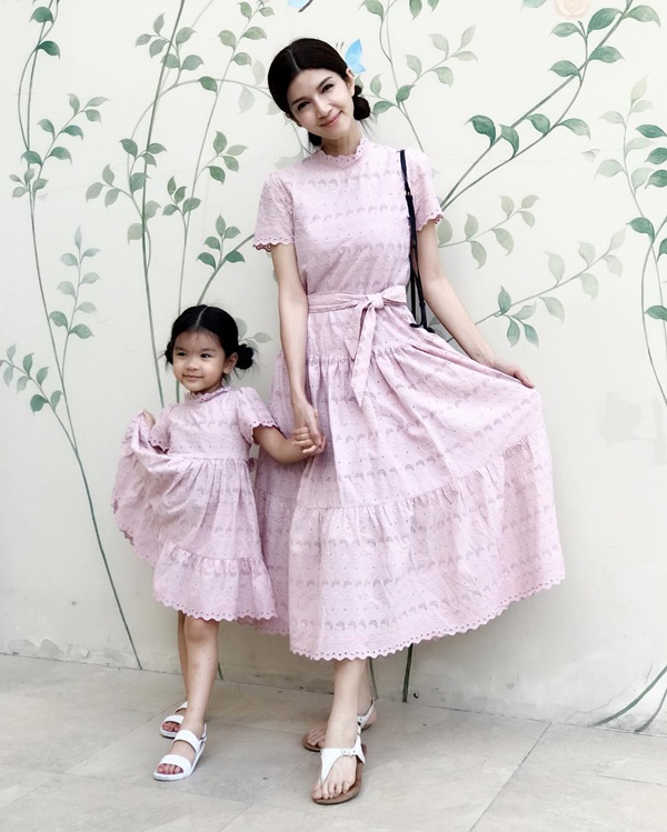 อาน้ำอ้อย โบว์ แวนด้า อาน้ำอ้อย โบว์ แวนด้า