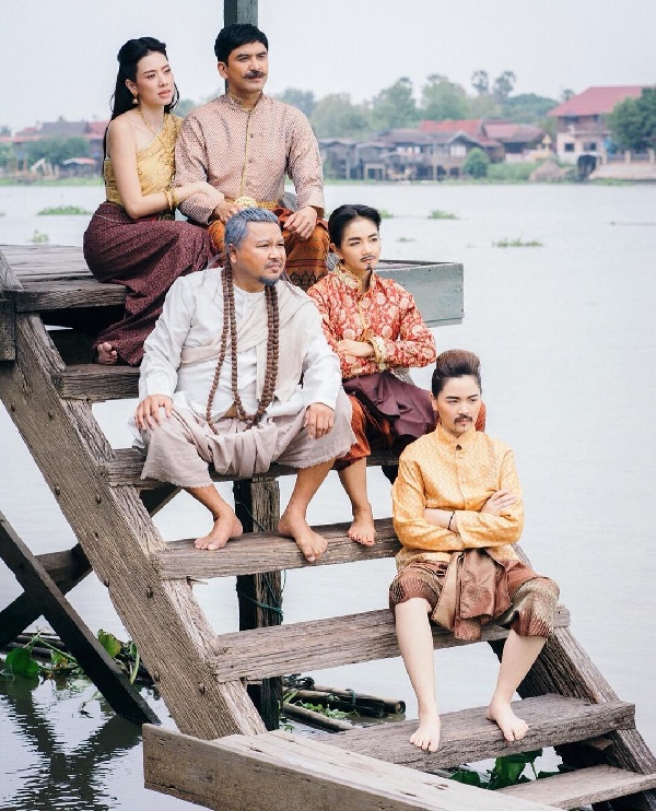 ป๋อ ณัฐวุฒิ เอ๋ พรทิพย์ ป๋อ ณัฐวุฒิ เอ๋ พรทิพย์