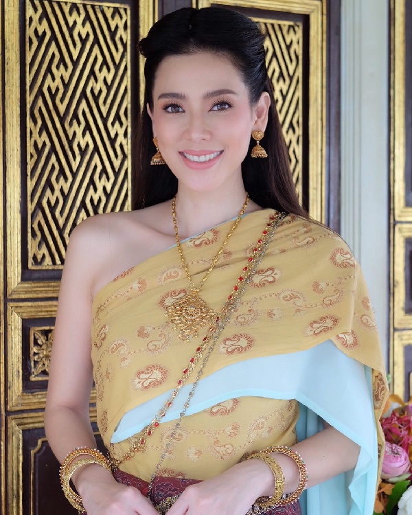 ป๋อ ณัฐวุฒิ เอ๋ พรทิพย์ ป๋อ ณัฐวุฒิ เอ๋ พรทิพย์