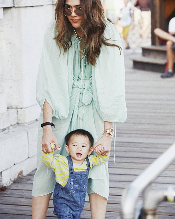 ชมพู่ อารยา ชมพู่ อารยา