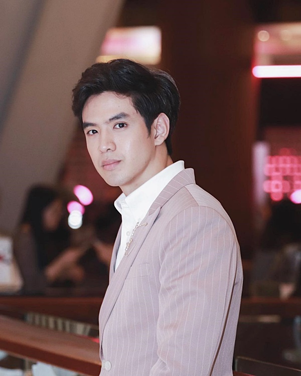 ฟิล์ม ธนภัทร ฟิล์ม ธนภัทร