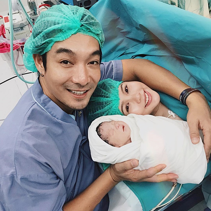 โอ๊ต วรวุฒิ จีน่า โอ๊ต วรวุฒิ จีน่า