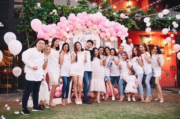 เอ็ม บุษราคัม เอ็ม บุษราคัม