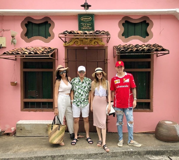 มาร์กี้ ป๊อก มาร์กี้ ป๊อก