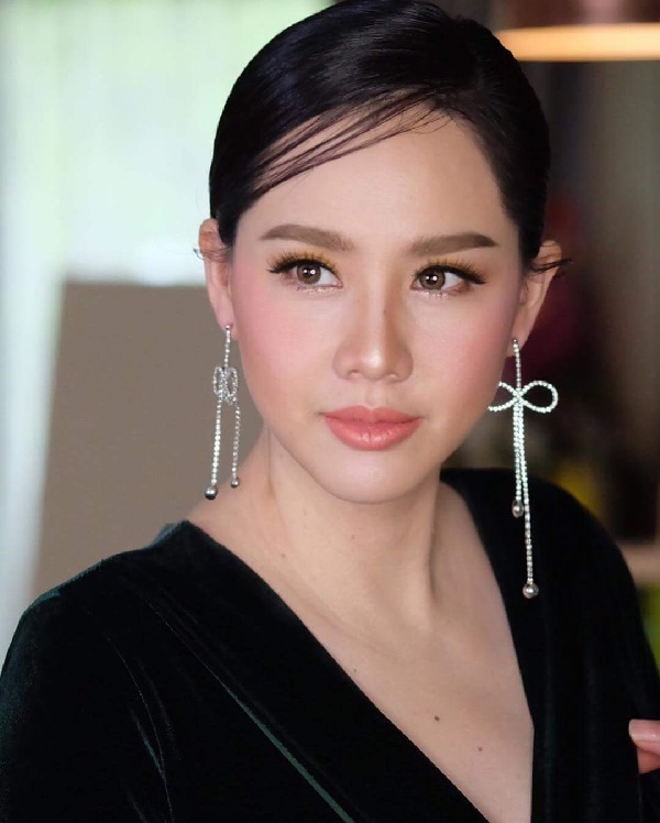 นุ้ย สุจิรา นุ้ย สุจิรา