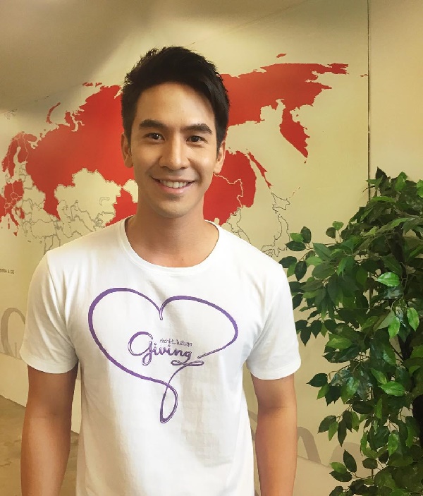 โป๊ป ธนวรรธน์ โป๊ป ธนวรรธน์