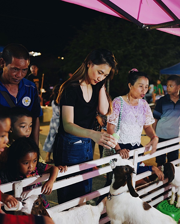 น้องเพลง ชนม์ธิดา เป๊ก เศรณี น้องเพลง ชนม์ธิดา เป๊ก เศรณี