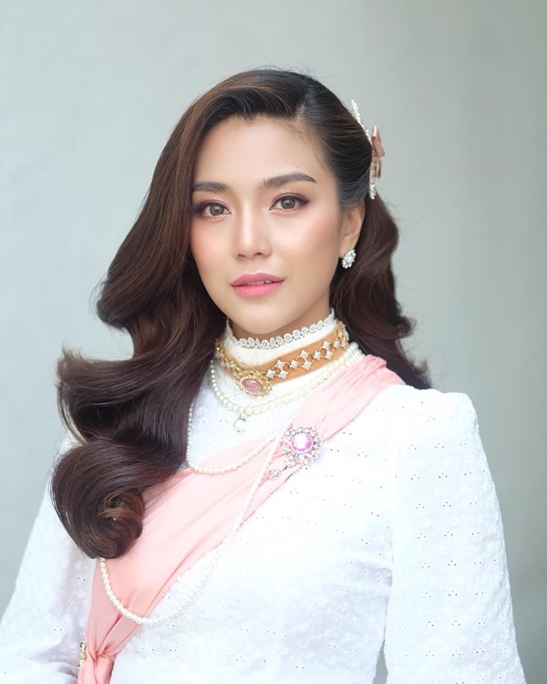 ปราง กัญญ์ณรัณ ปราง กัญญ์ณรัณ