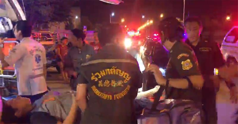 คลอดลูกบนรถ คลอดลูกบนรถ