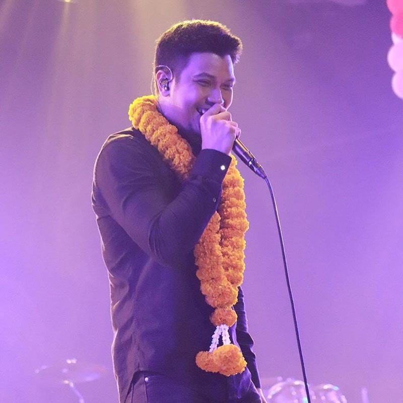 หนุ่ม กะลา หนุ่ม กะลา