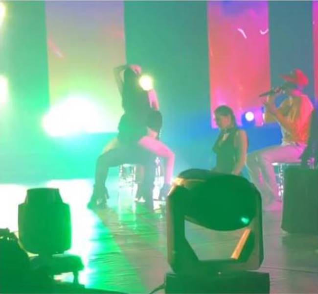 โซฟี่ น้องชิน ชินวุฒิ แซ่บทะลุปรอท โซฟี่ น้องชิน ชินวุฒิ แซ่บทะลุปรอท