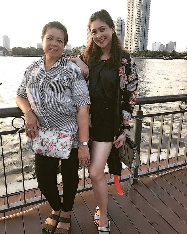 จุ๋ม นุสรา จุ๋ม นุสรา