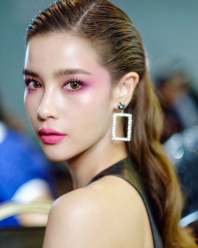 หน่อง ธนา วิว วรรณรท หน่อง ธนา วิว วรรณรท