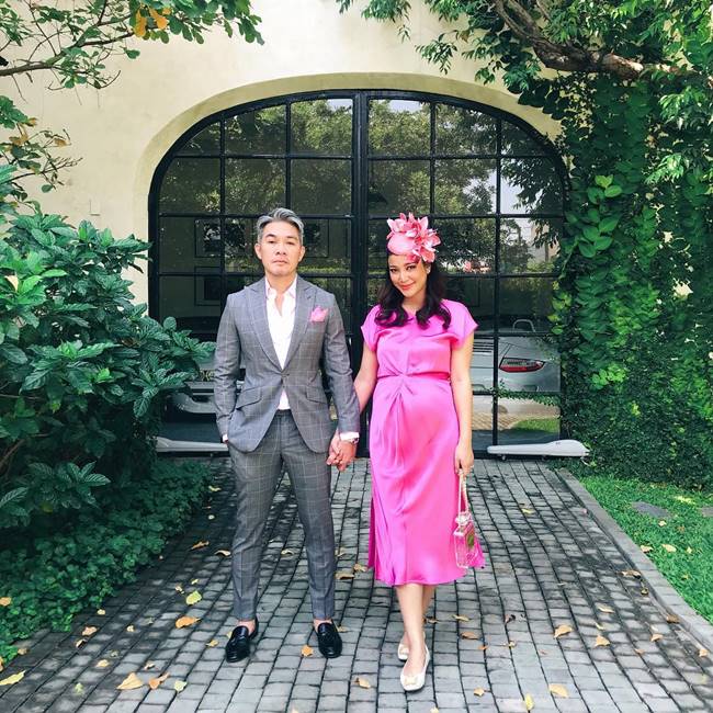 เอมมี่ มรกต เอมมี่ มรกต