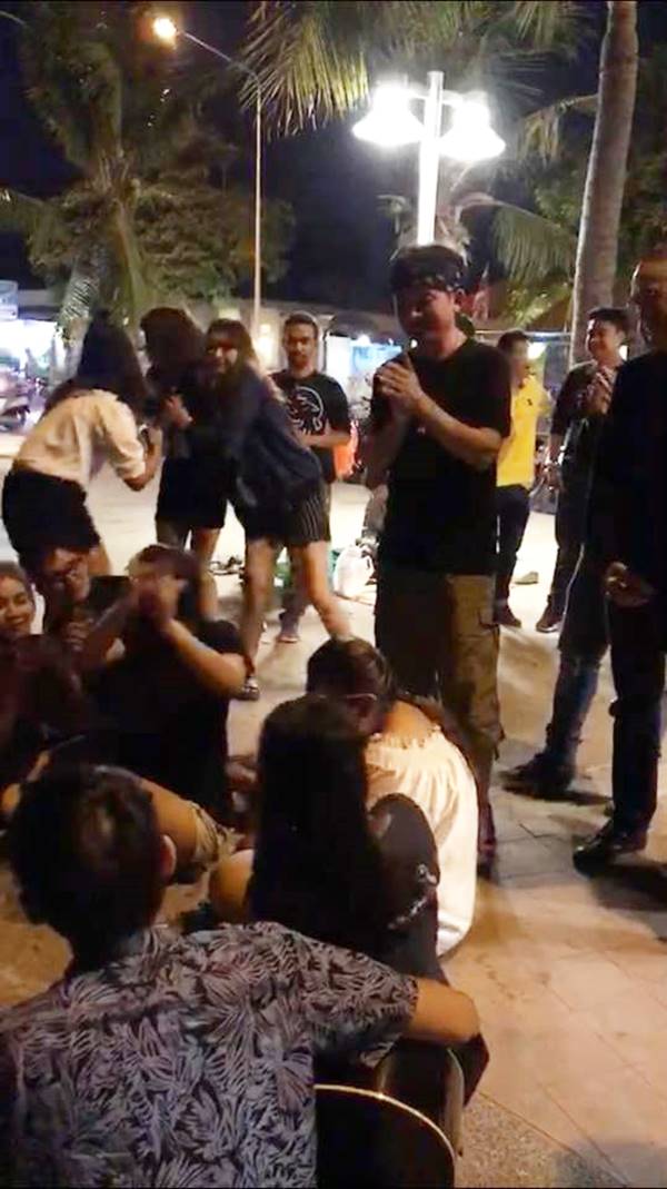 ปู พงษ์สิทธิ์ ปู พงษ์สิทธิ์