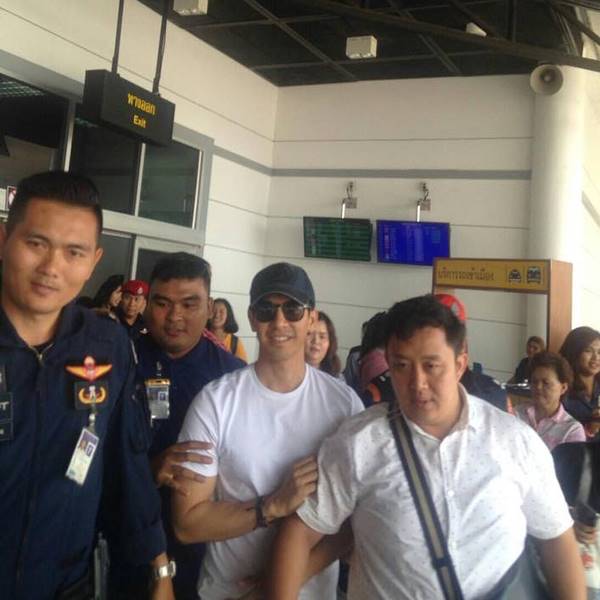 โป๊ป ธนวรรธน์ โป๊ป ธนวรรธน์