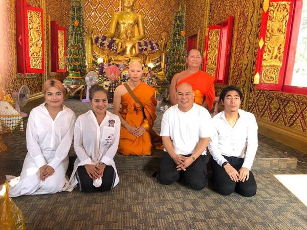 โหน่ง ชะชะช่า ตื้นตันใจ เดียร์ กิตติภูมิ โหน่ง ชะชะช่า ตื้นตันใจ เดียร์ กิตติภูมิ