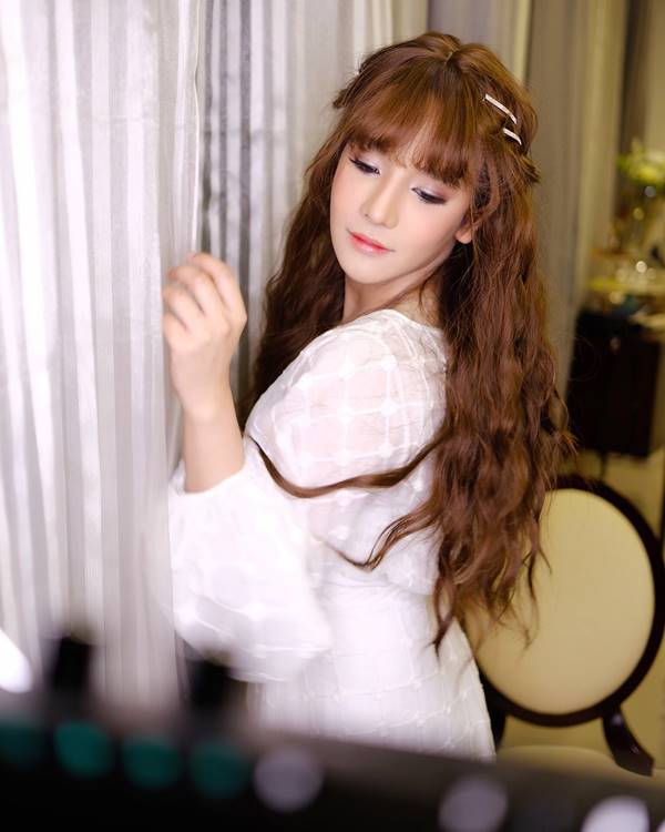 ลุกซ์ ชาญวิทย์ ลุกซ์ ชาญวิทย์