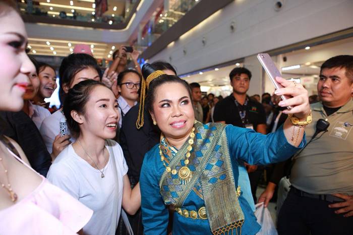 ตุ๊กกี้ ชิงร้อย ตุ๊กกี้ ชิงร้อย