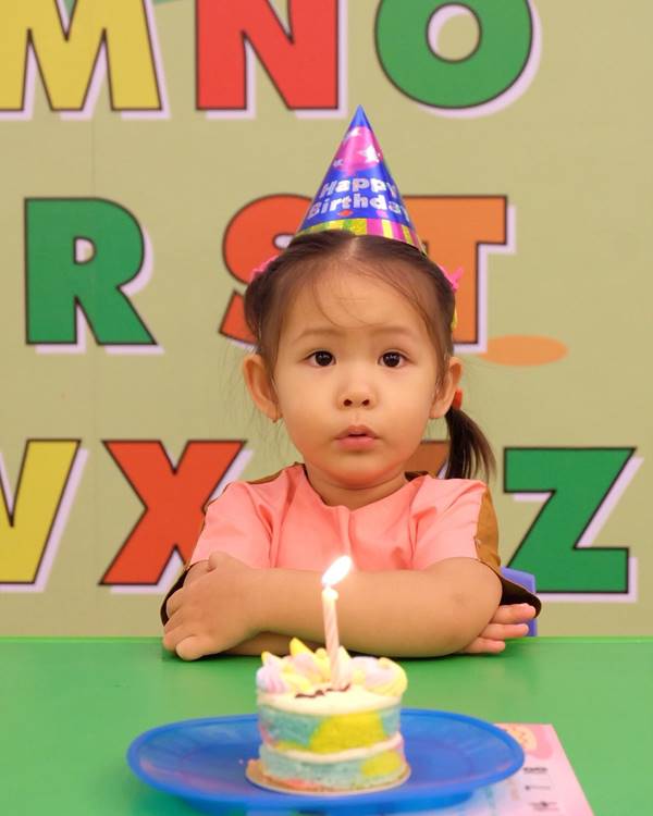 ปาร์ตี้ น้องริชา ปาร์ตี้ น้องริชา