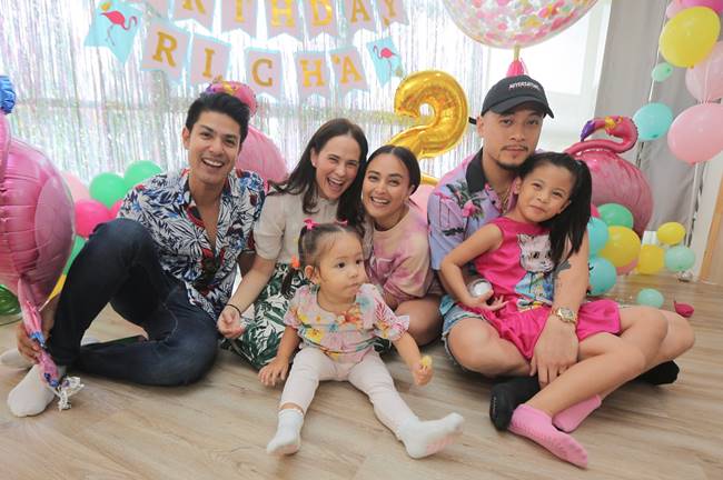 ปาร์ตี้ น้องริชา ปาร์ตี้ น้องริชา