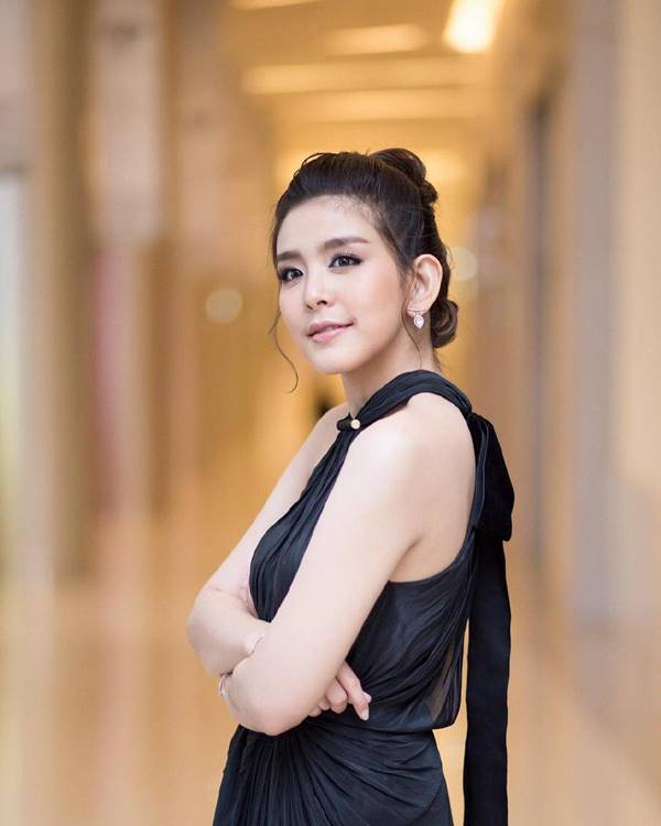 จูเนียร์ เดอะสตาร์ รับแล้ว คบ หนูนา หนึ่งธิดา จูเนียร์ เดอะสตาร์ รับแล้ว คบ หนูนา หนึ่งธิดา