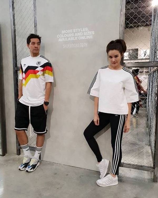 หญิง รฐา-ตุลย์ ตุลยเทพ หญิง รฐา-ตุลย์ ตุลยเทพ