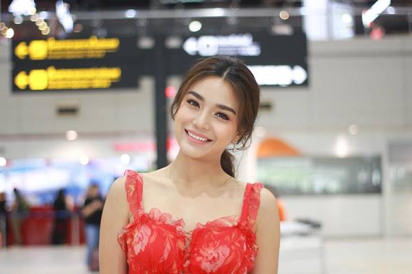 ปราง กัญญ์ณรัณ ปราง กัญญ์ณรัณ