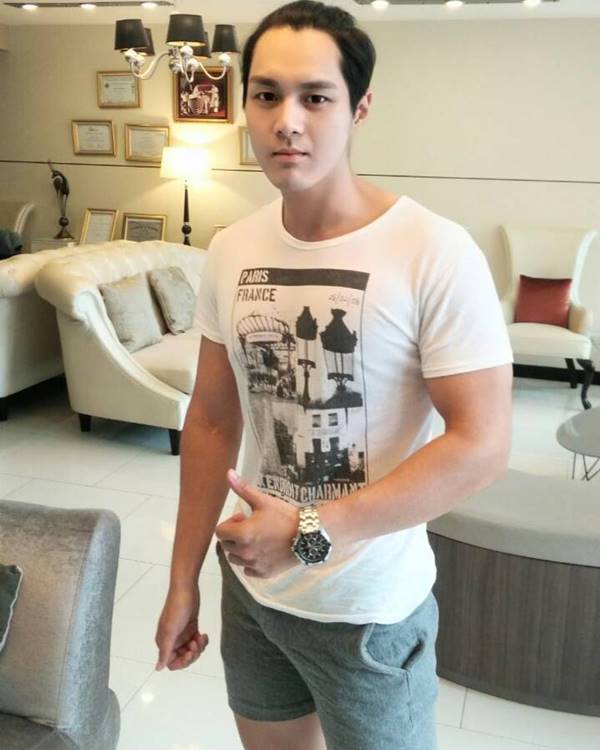 เขาเป็นใครกันนะ เขาเป็นใครกันนะ