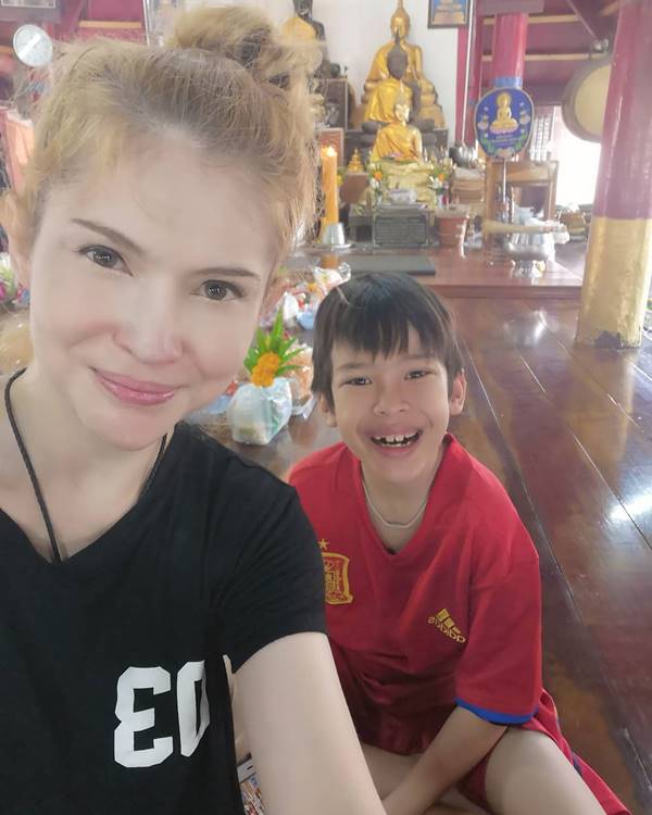 แอนนี่ บรู๊ค แอนนี่ บรู๊ค