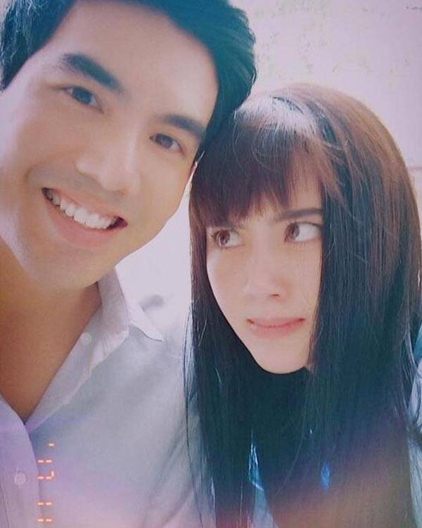 ใหม่ ดาวิกา ใหม่ ดาวิกา