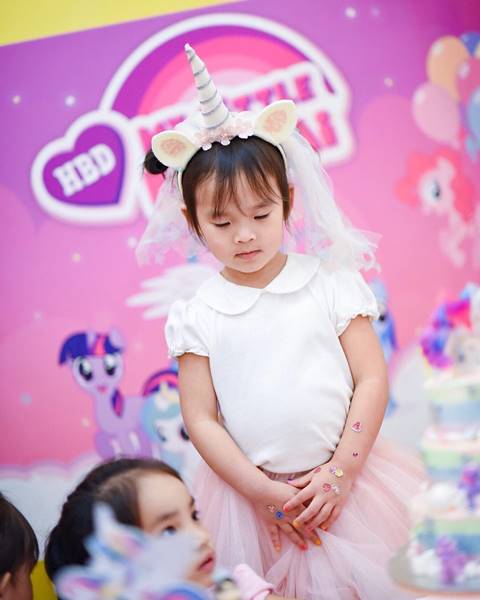 งานวันเกิด น้องปีใหม่ งานวันเกิด น้องปีใหม่