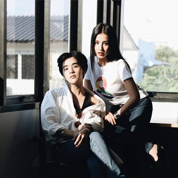 ลุกซ์ ชาญวิทย์ ลุกซ์ ชาญวิทย์