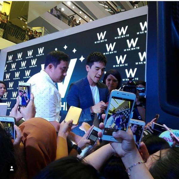 โป๊ป ธนวรรธน์ โป๊ป ธนวรรธน์