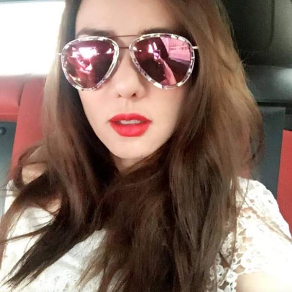 นิโคล เทริโอ นิโคล เทริโอ